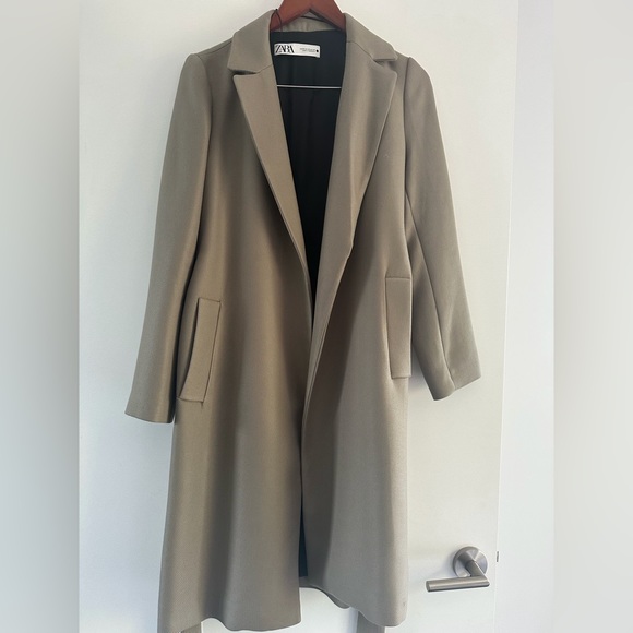 Zara jacket/coat Brand New Without Tag - Picture 4 of 5